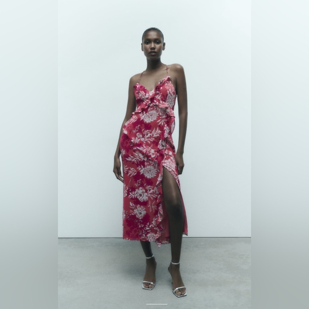 🆕 Zara ruffled print dress​ - Size S